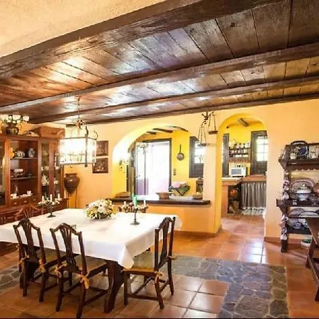 בית נופש Casa Bodega Tinoca